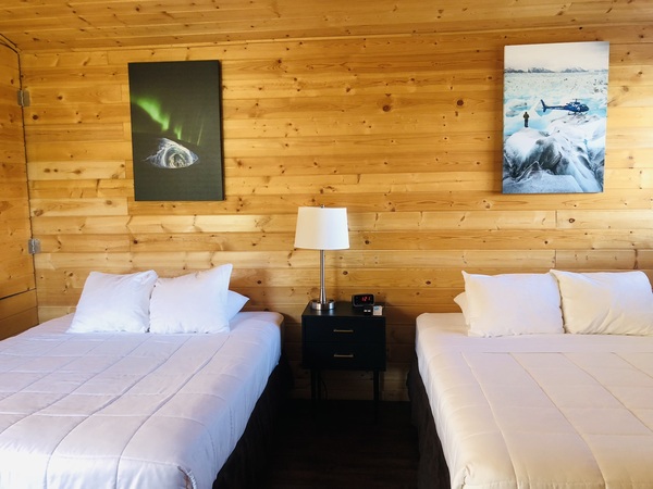 Double Queen Cabin Photo 12