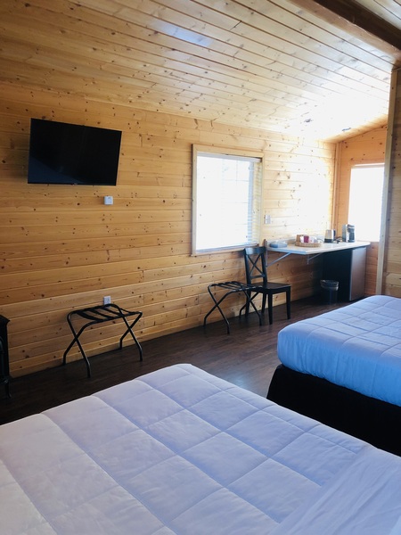 Double Queen Cabin Photo 13